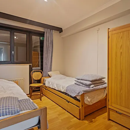 La 0401 Parking Holiday home *